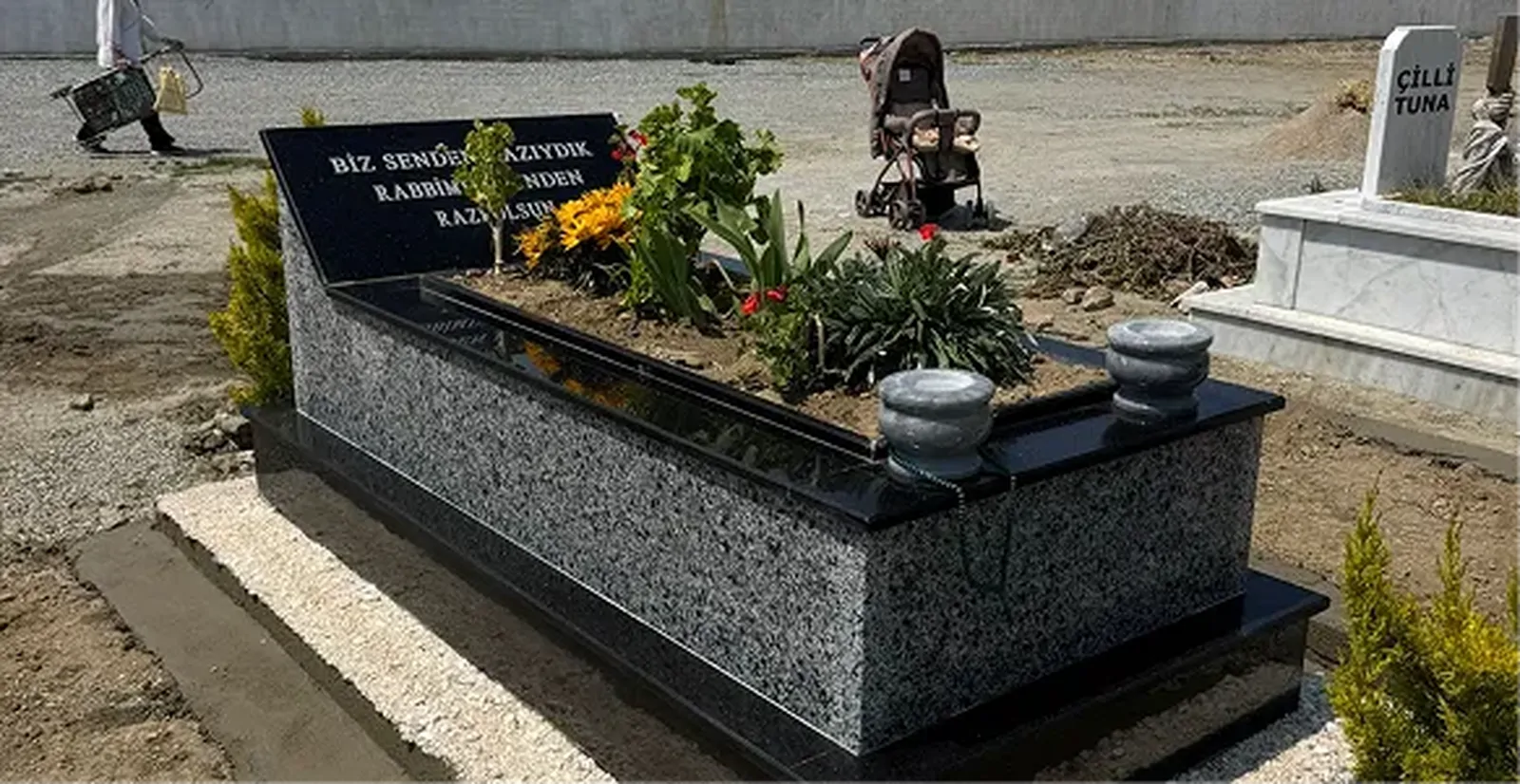 Mermer Mezar Taşı